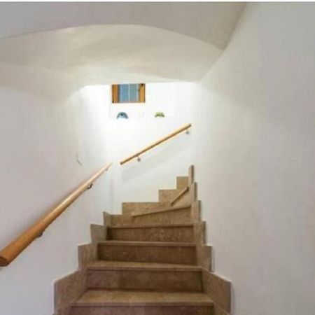 Lovely Basement Trevi Fountain Рим Екстериор снимка